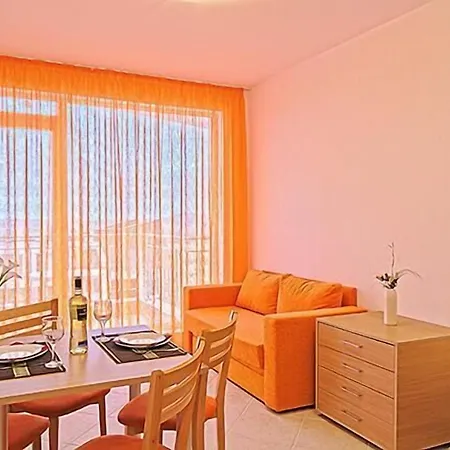 Sunset Complex 3*